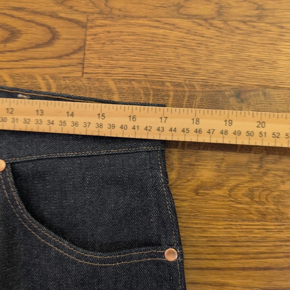 Wrangler 13MWZ Jeans 33x33 Cowboy Cut Rigid Indigo Denim Western Workwear NWT - Picture 4 of 9
